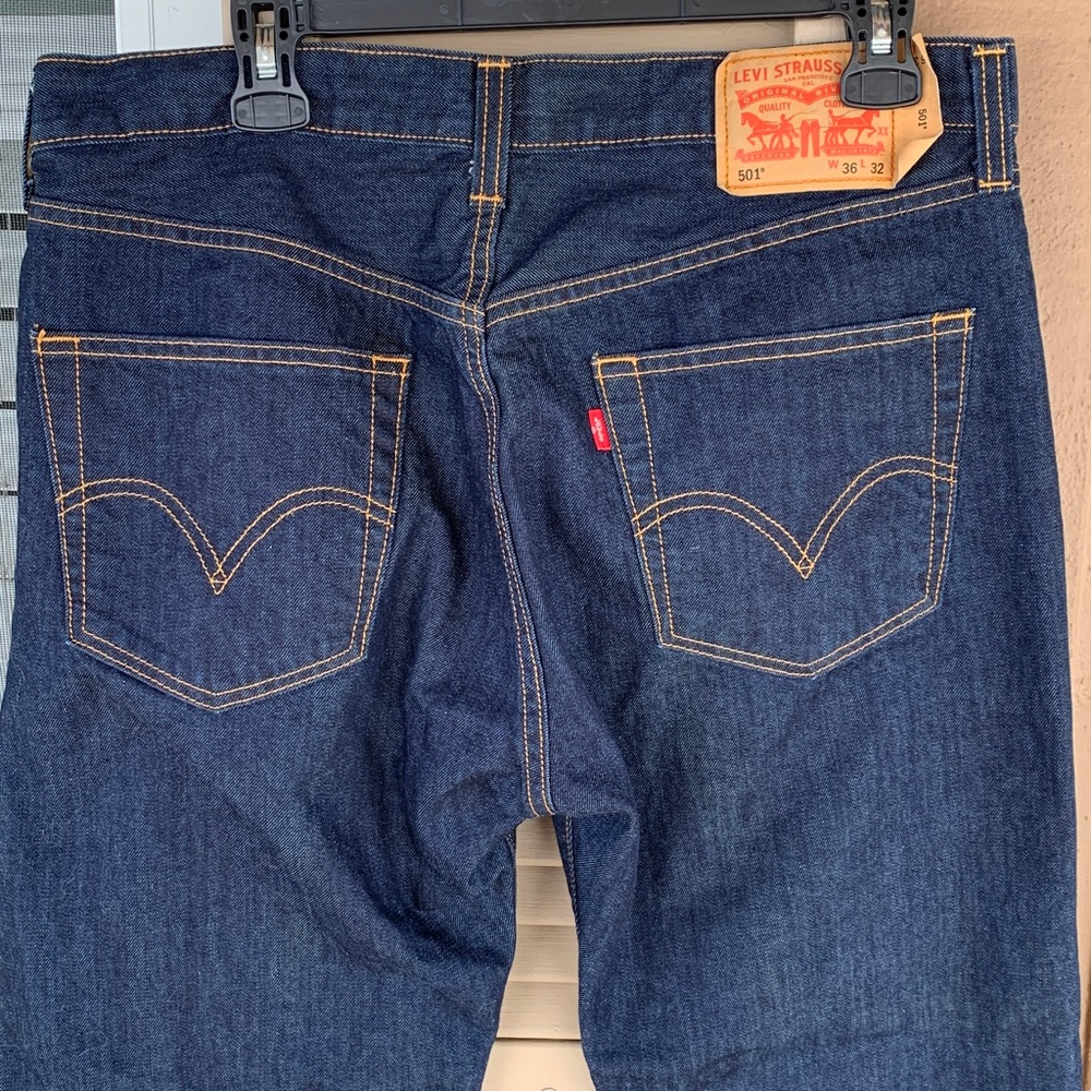 Levi's 501 DarkWash Blue Straight Jeans 36 x 32